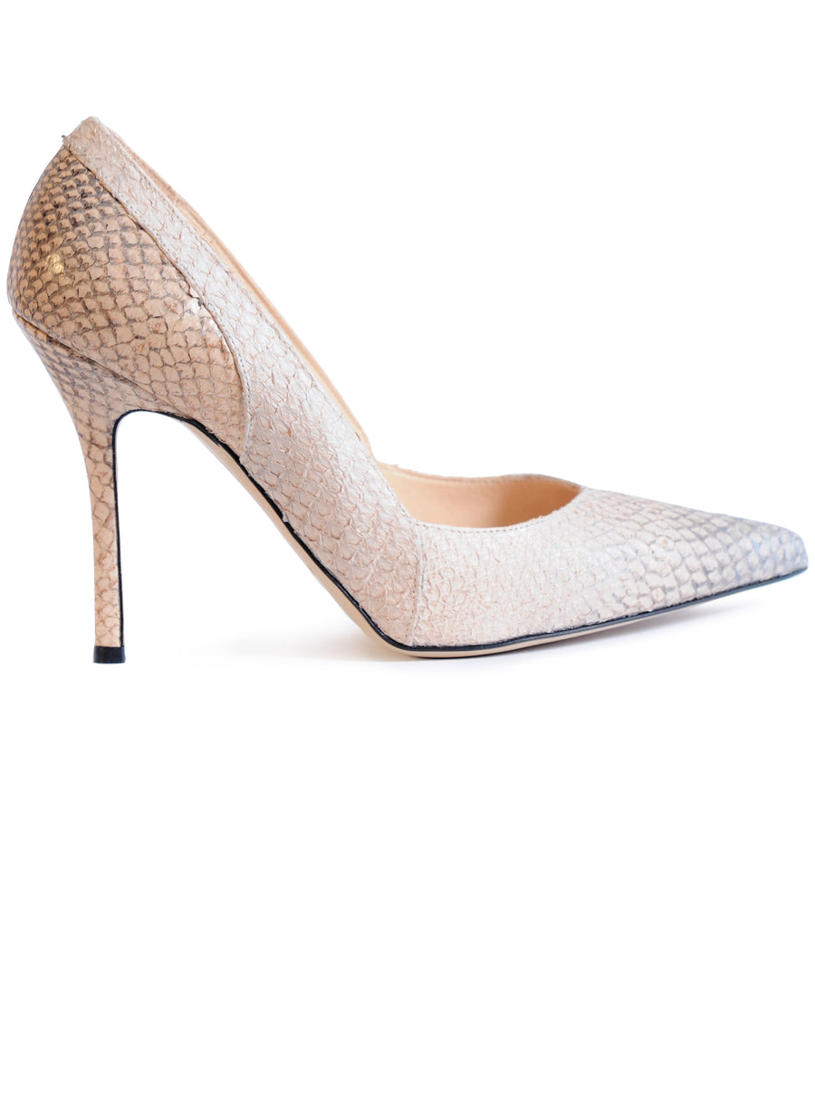 Nude coloured sustainable Pumps by ALINASCHUERFELD