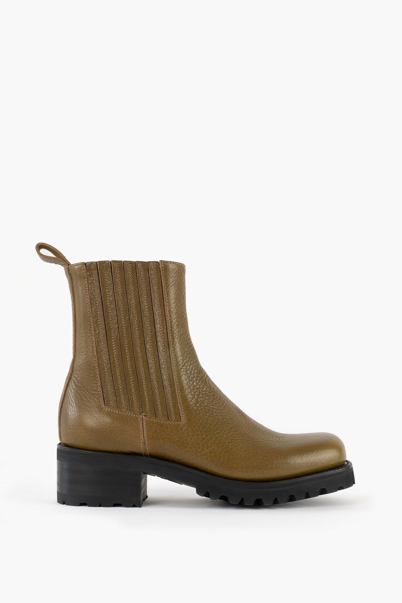 SMILLA Ankle Boots in olive – Goodyear-welted, vegetable tanned leather by Alina Schürfeld