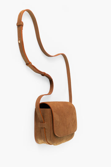 The Trix bag - Made in Germany by Alina Schürfeld. Carefully crafted from luxury-grade, vegetable tanned leather.