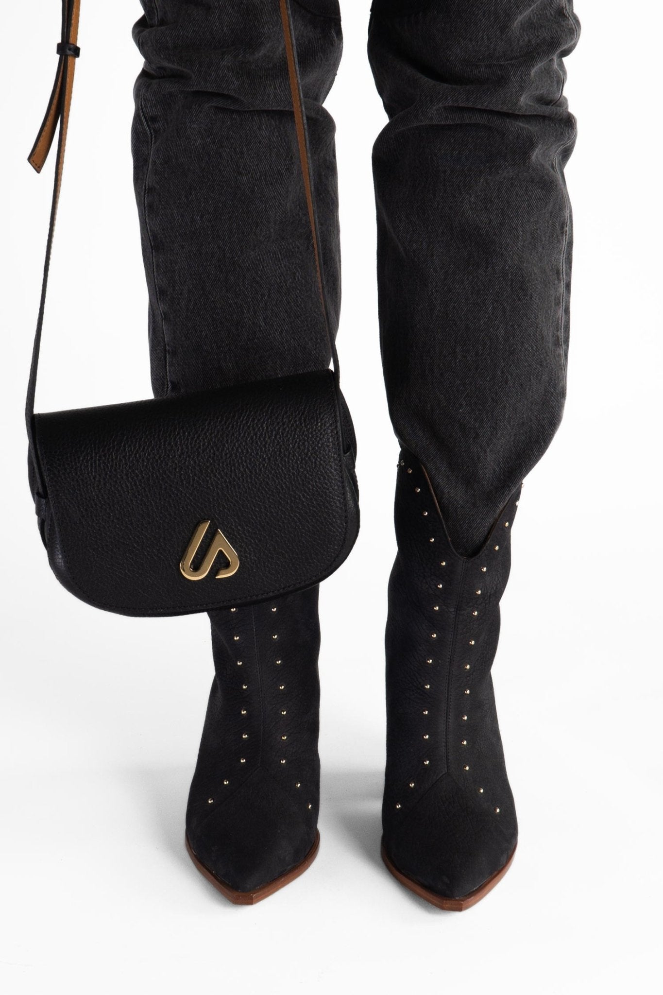 Sustainable QUINCY 75 Ankle Boots in black - Handcrafted vegetable-tanned leather, made in Hamburg, Germany by Sustainable QUINCY 75 Ankle Boots in black - Handcrafted vegetable-tanned leather, made in Hamburg, Germany by ALINA SCHÜRFELD