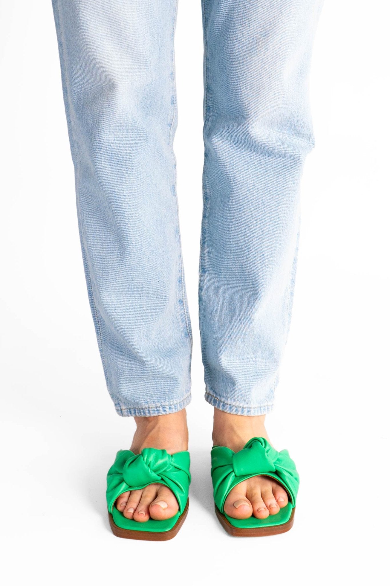 TILLY Sandals with knot | Signature Green - Alina Schürfeld