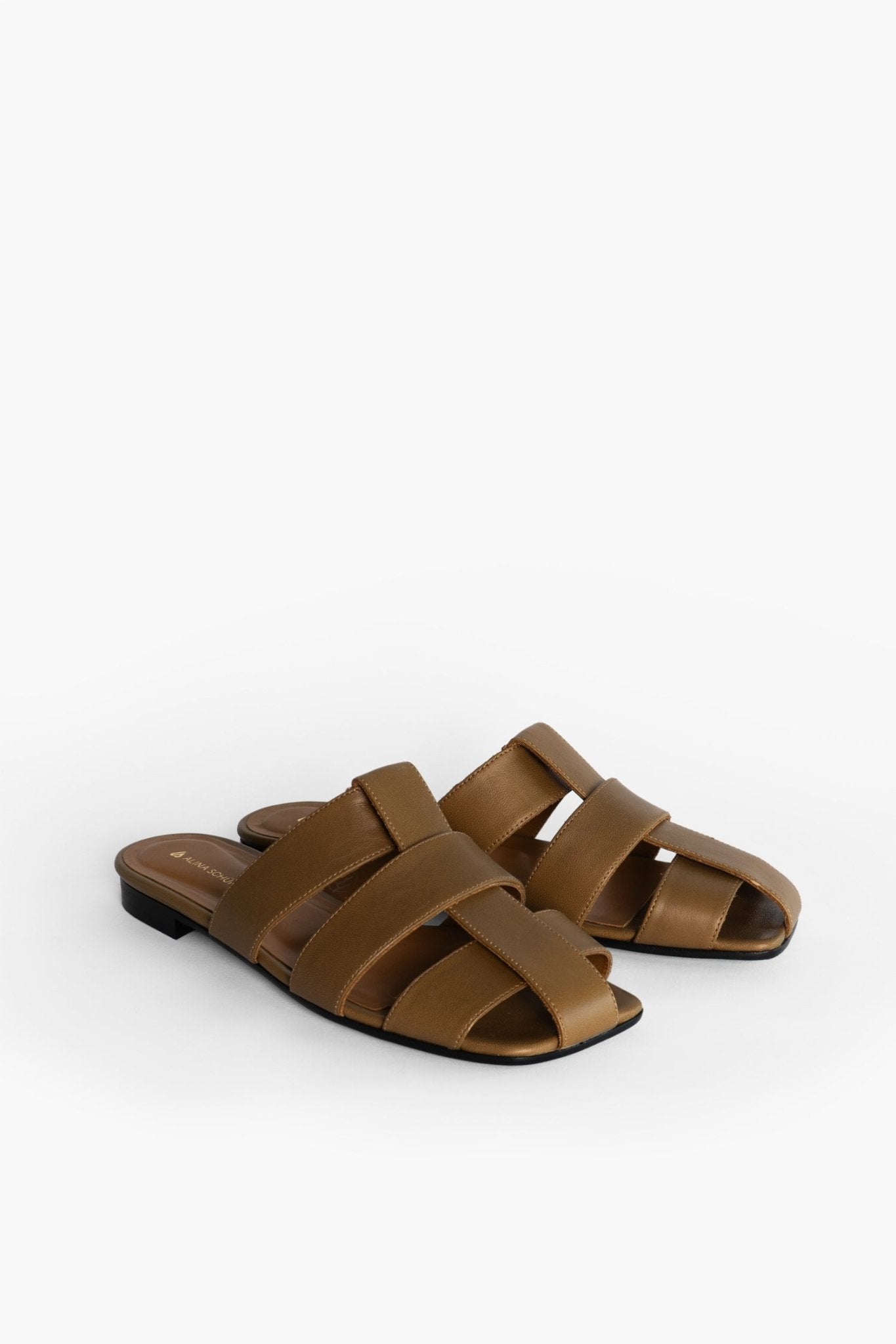 UDELE Sandals – Handcrafted from chrome-free leather, interwoven design, made in Germany by ALINA SCHÜRFELD