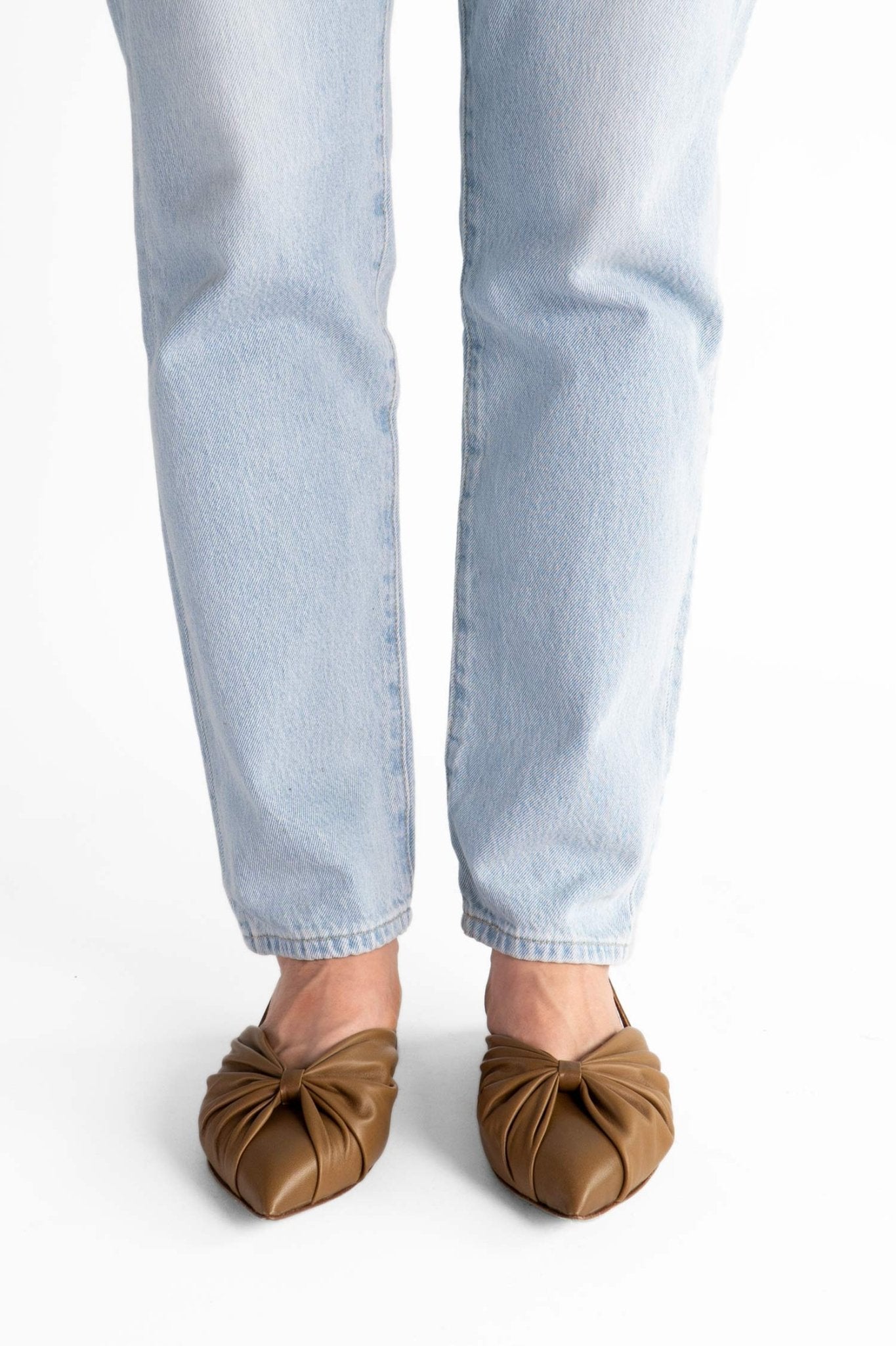 TILDA Plissee Slippers | Toasty Tan - ALINASCHUERFELD