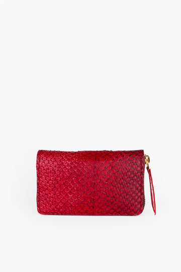 The URSULINA Wallet. Beautiful in style and in substance. Made in Germany from chrome-free tanned leather. Produced locally in Hamburg by Alina Schürfeld. 