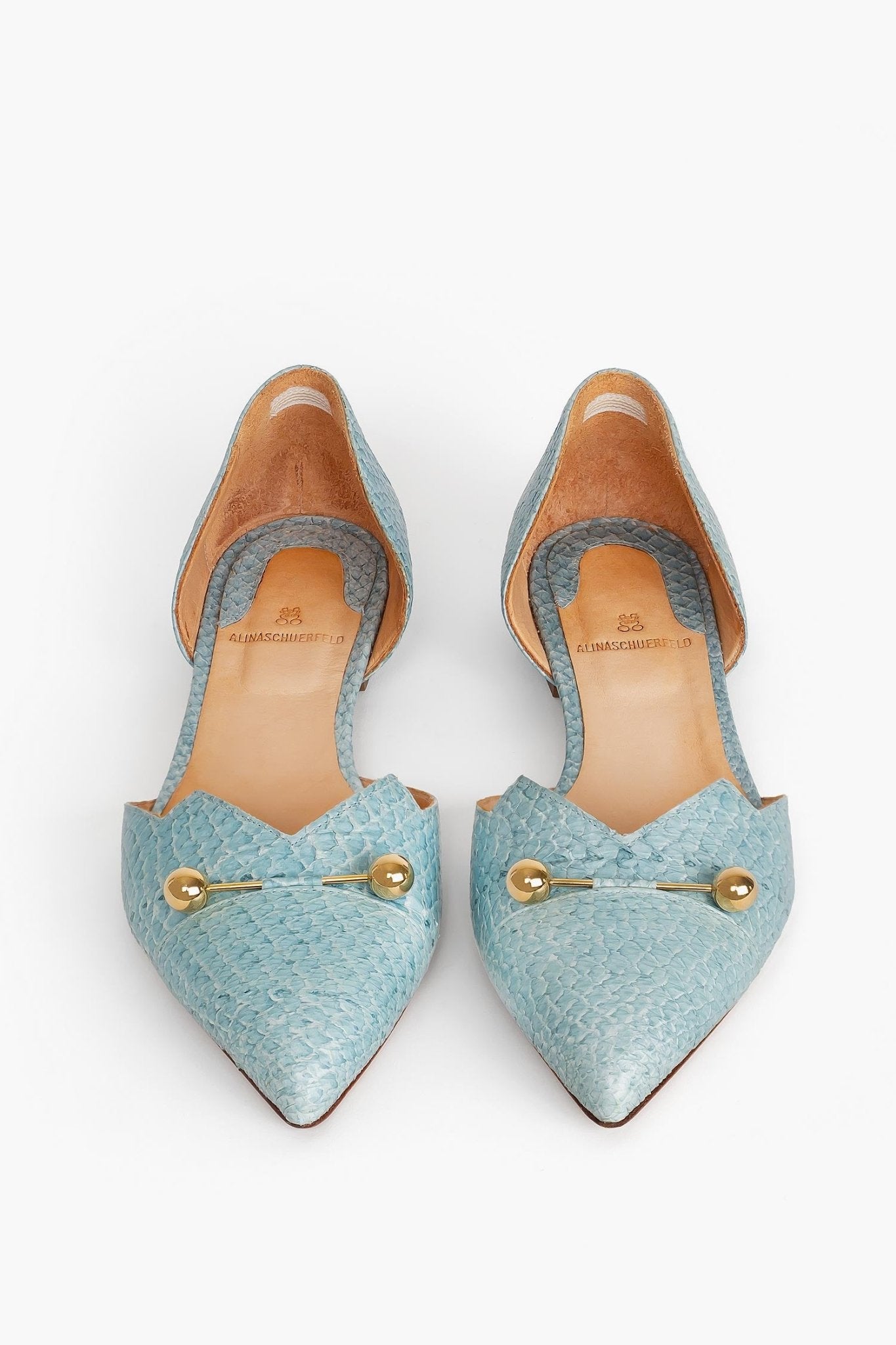 LOULOU - ALINASCHUERFELD