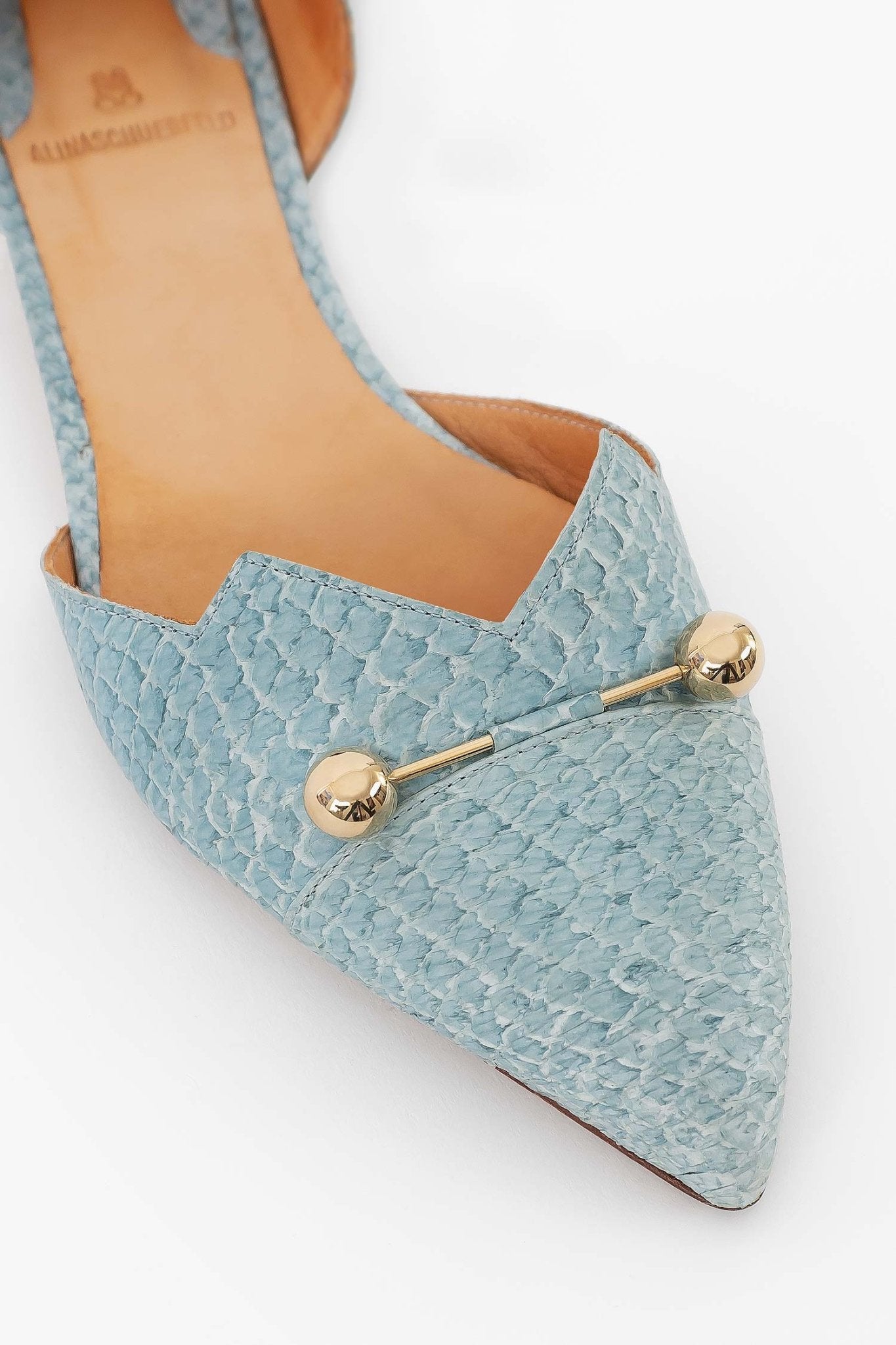 LOULOU - ALINASCHUERFELD