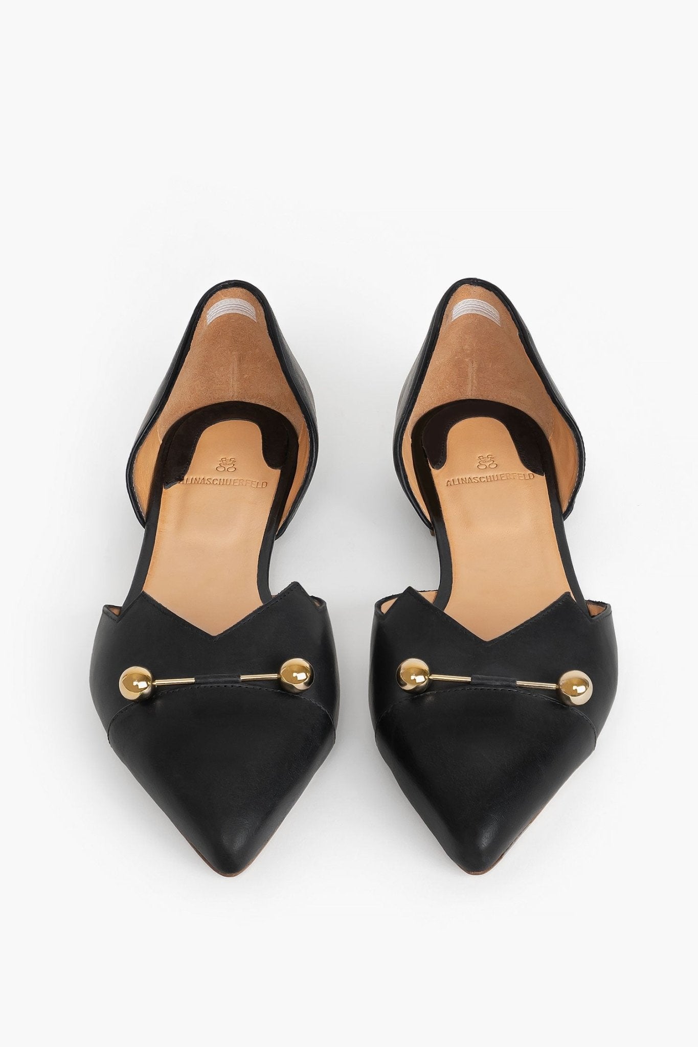 LOULOU - ALINASCHUERFELD