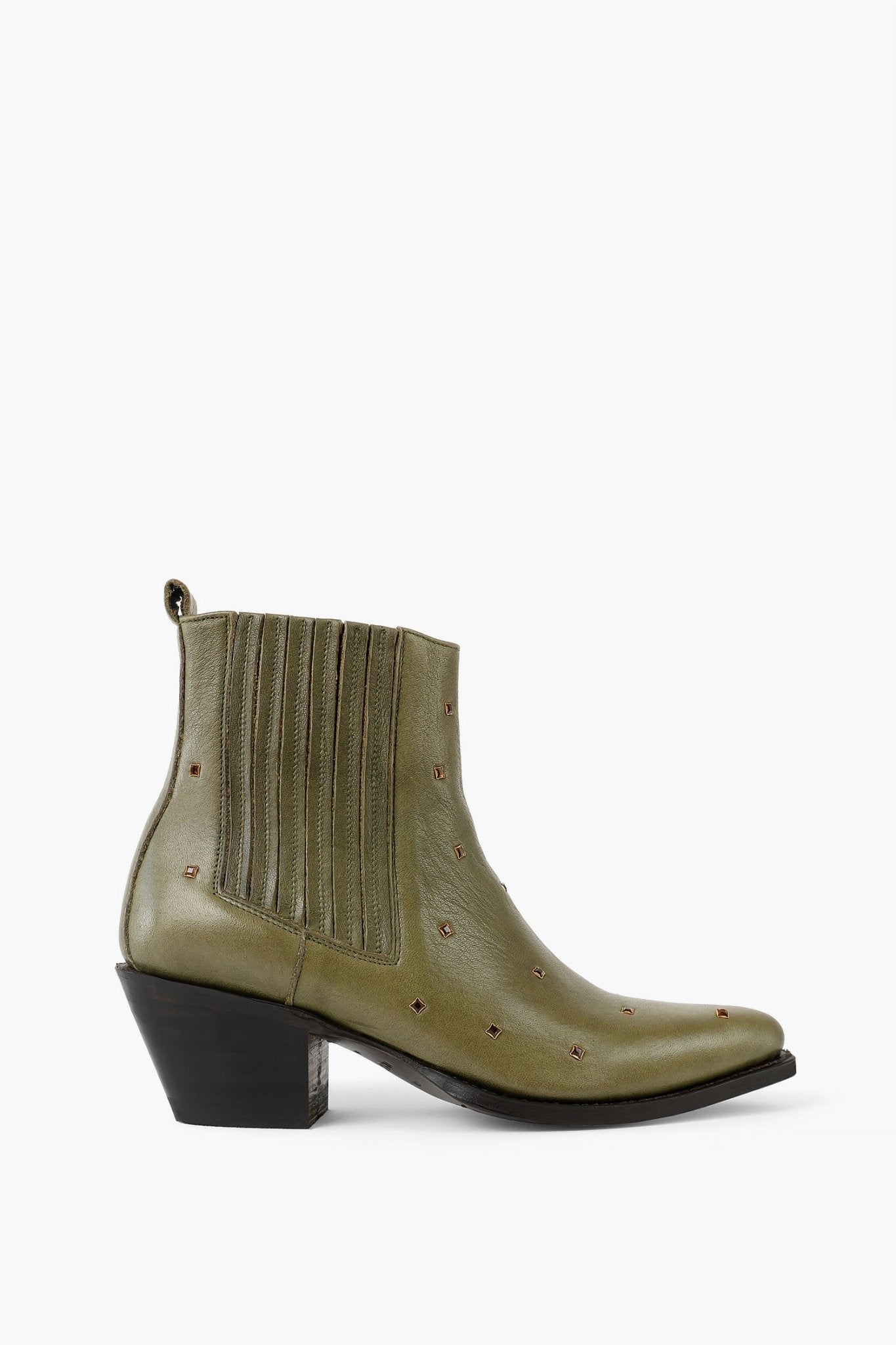 MEGGY - ALINASCHUERFELD