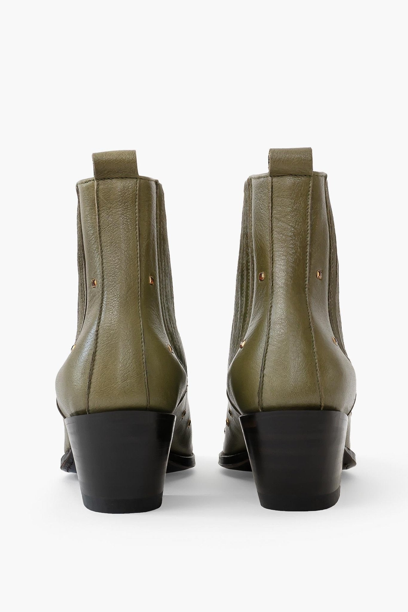 MEGGY - ALINASCHUERFELD