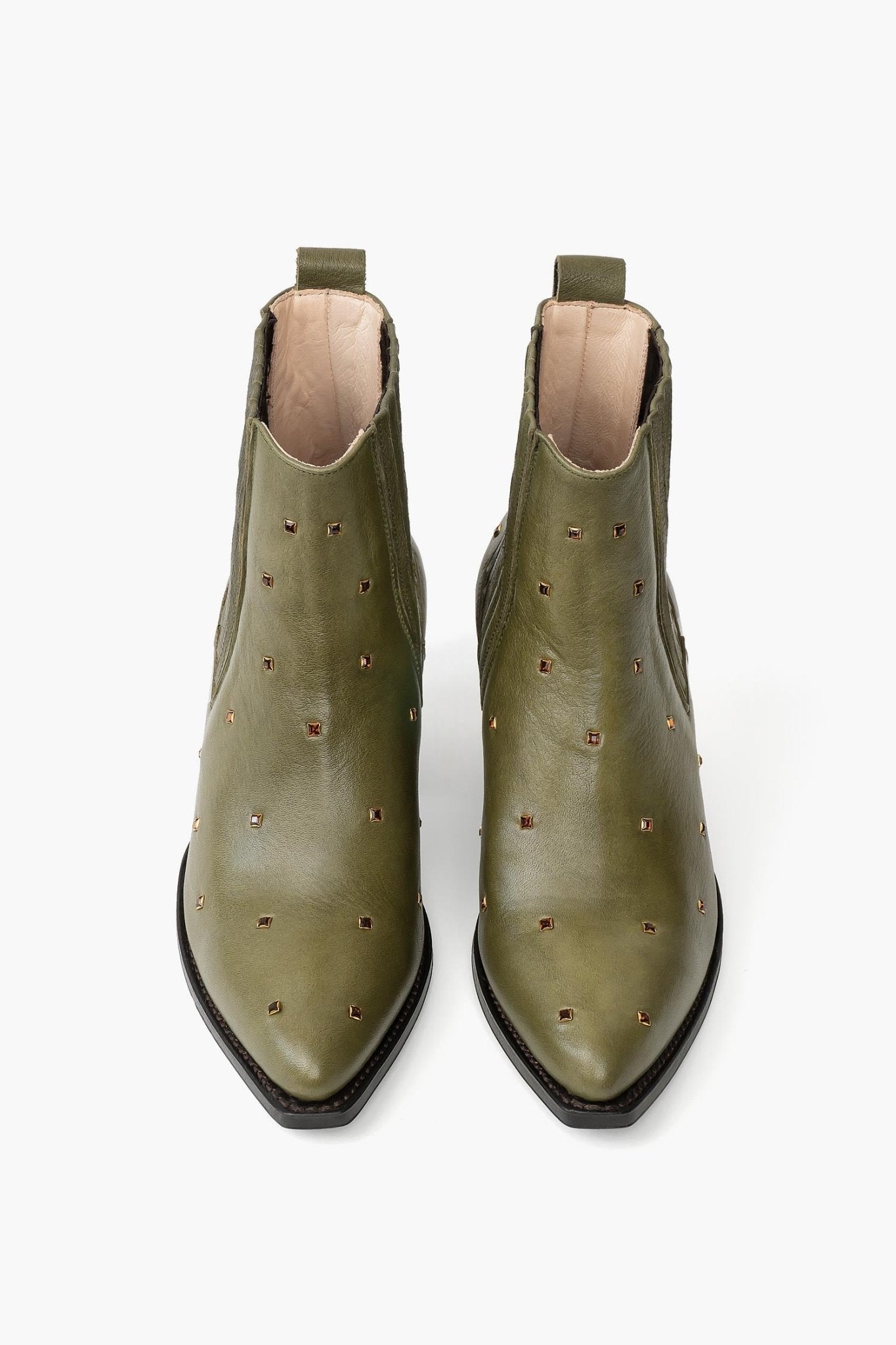 MEGGY - ALINASCHUERFELD