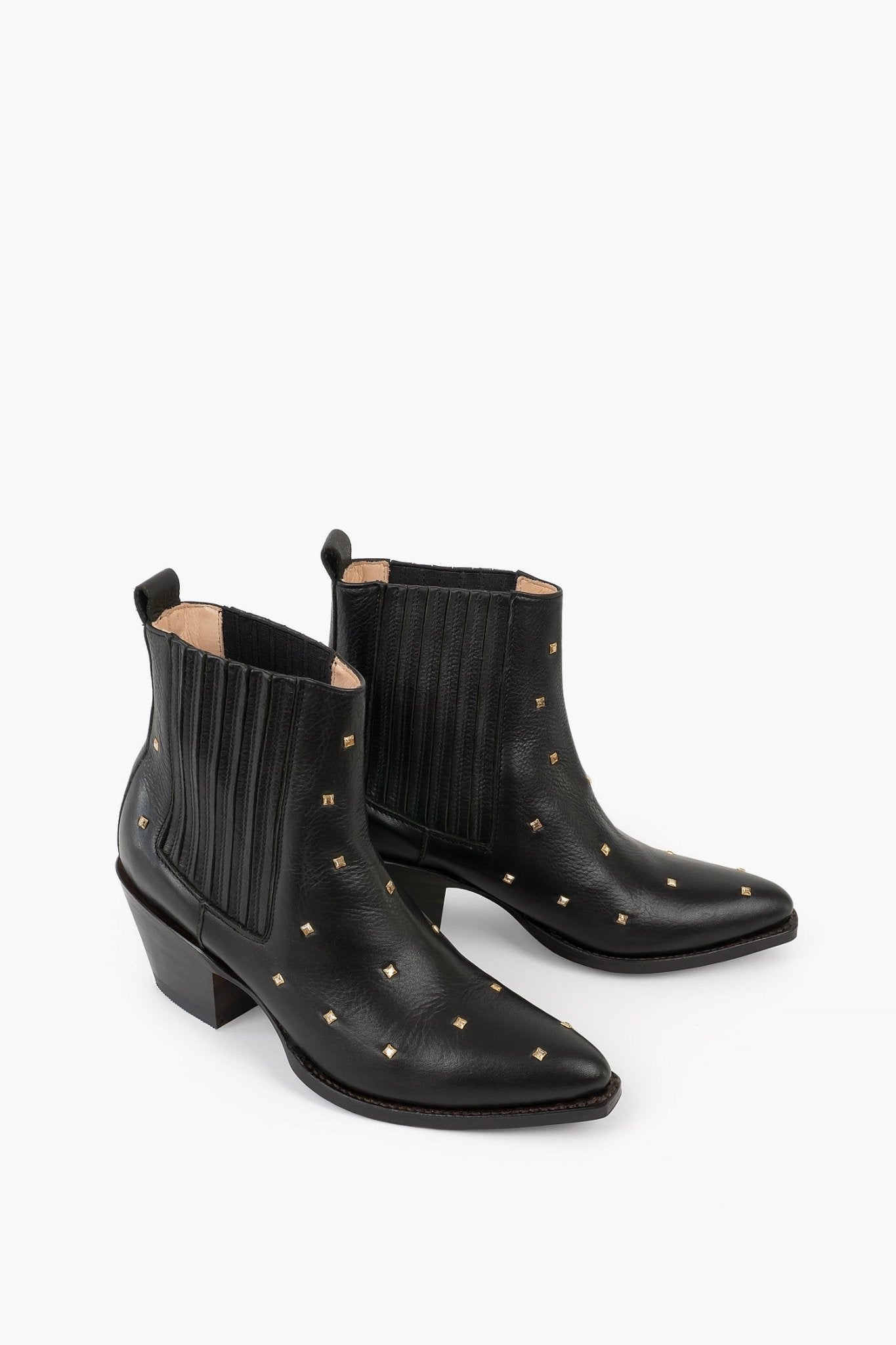 MEGGY - ALINASCHUERFELD